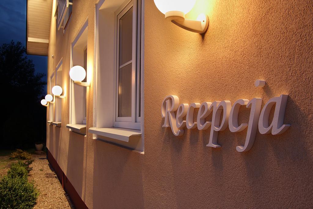 Noclegi Agape Płonia Kültér fotó