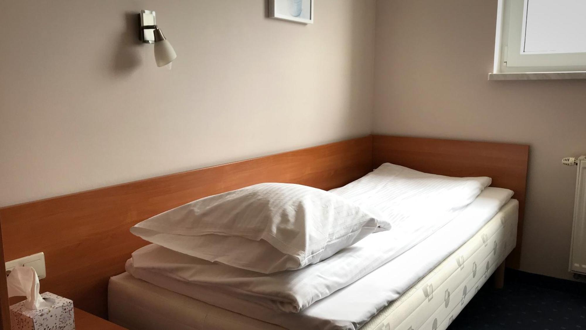 Noclegi Agape Płonia Kültér fotó